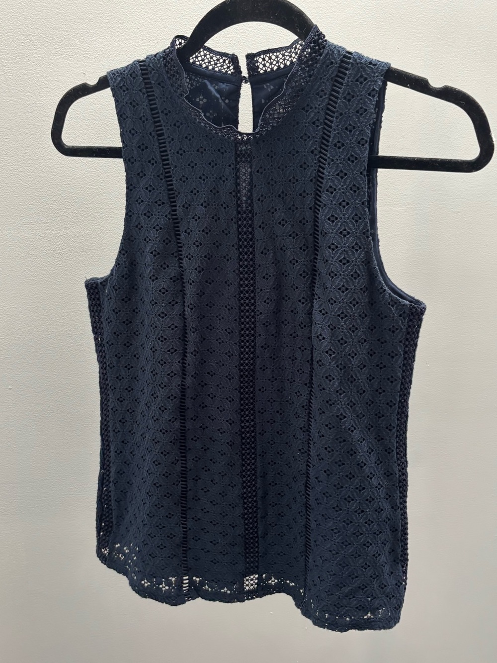 Banana Republic Navy Blue Sleeveless Lace Crochet Mock-Neck Top